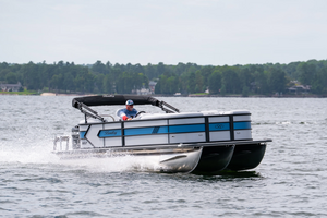 23' Bentley Bolt High Performance Tritoon